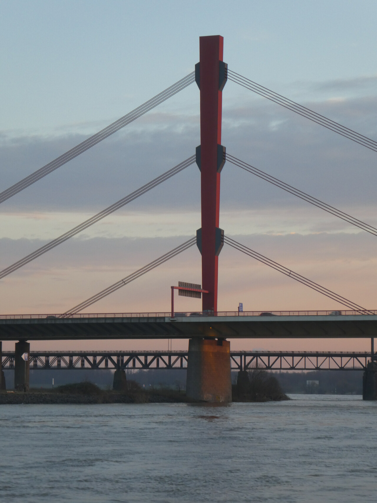 Rheinbrücke Beeckerwerth - 2024